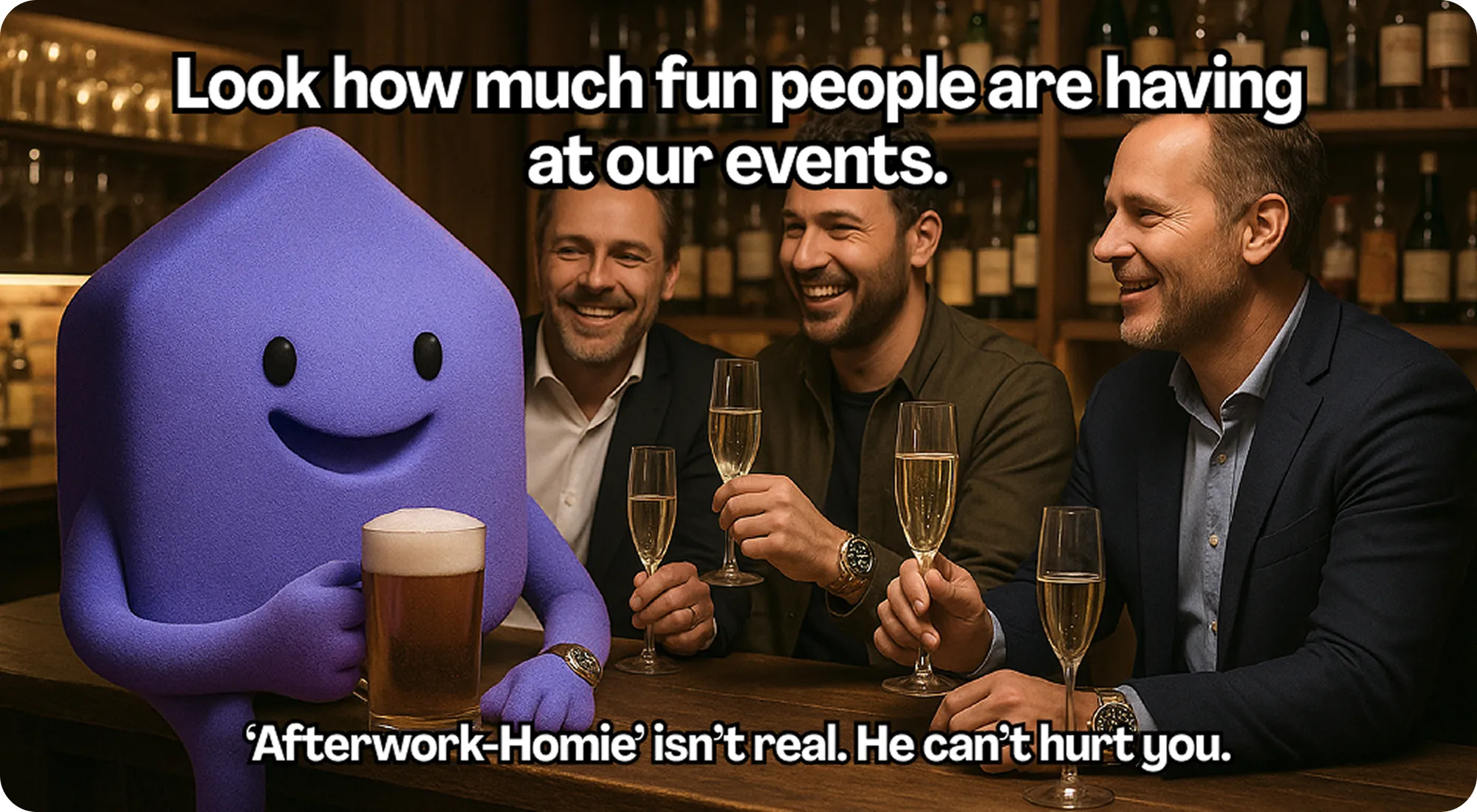Drei Personen und das Homie-Maskottchen bei einem Afterwork-Event